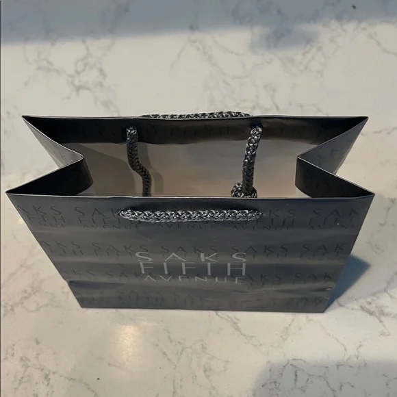 Saks Fifth Avenue Gift card small jewelry box bag - Picture 3 of 3